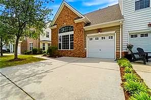997 Lambourne LN, Virginia Beach — 2 bed Residential, 1,902 sqft