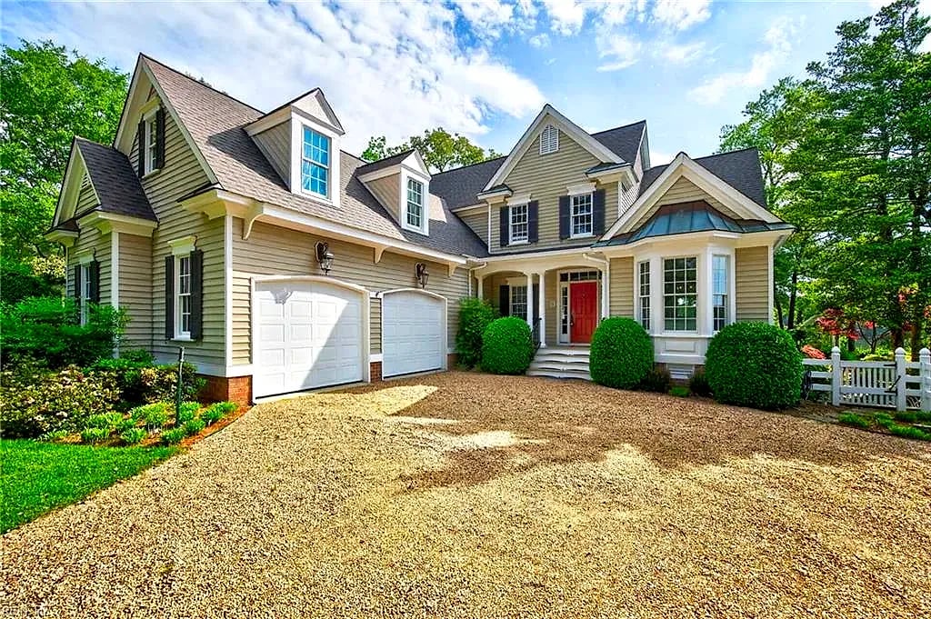 1572 Adams DR, SUFFOLK VA 23436