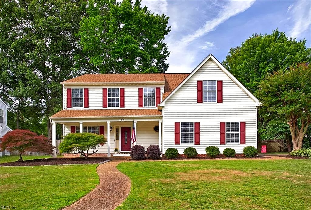 100 Hatcher CT, Yorktown — 4 bed Residential, 2,567 sqft