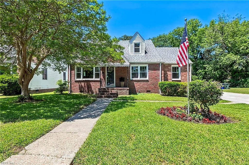 9221 Saint George AVE, Norfolk — 4 bed Residential, 1,912 sqft