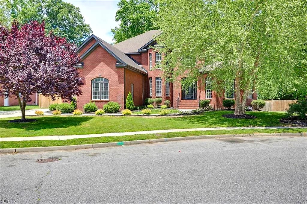 520 Youngstown CT, CHESAPEAKE VA 23322