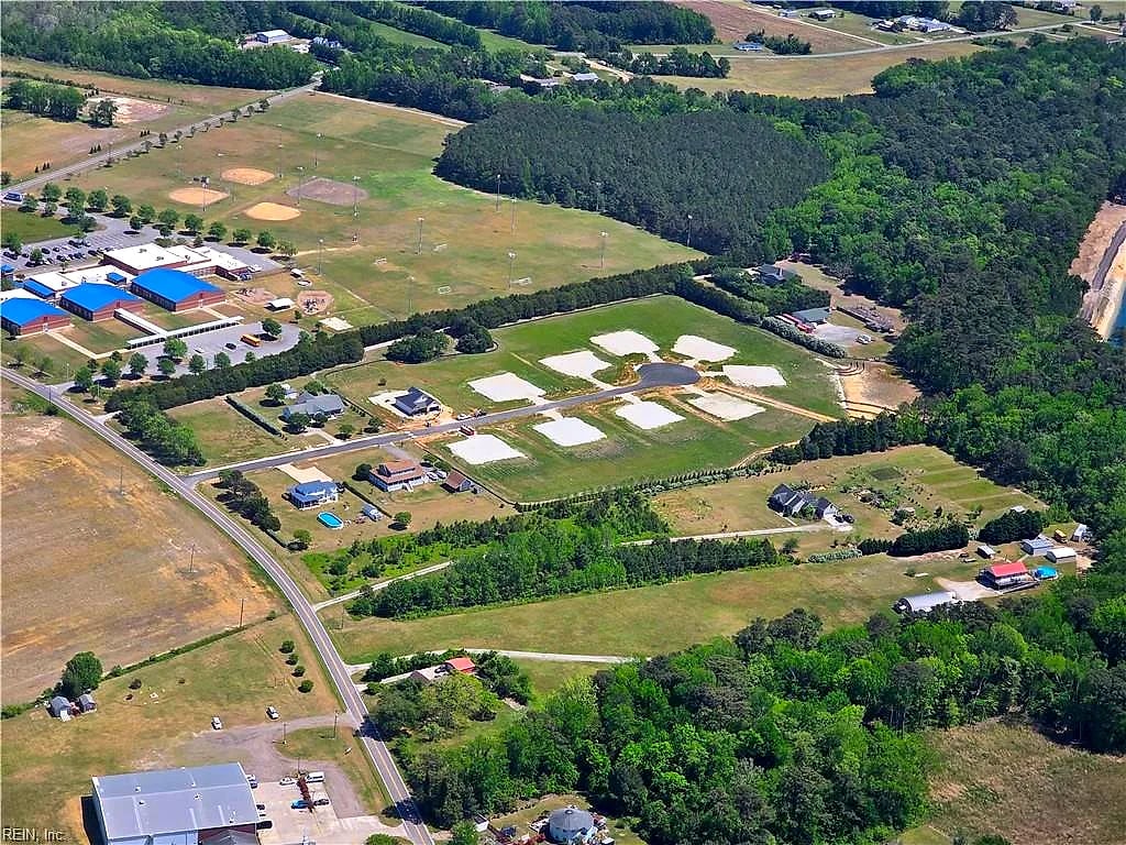 114 Indian Kettle RD, Jarvisburg — Land and Farms