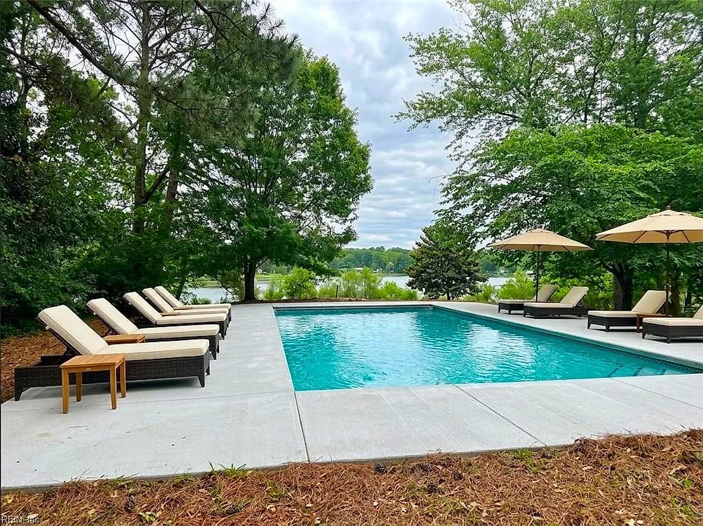 3000 Voyager CT, CHESAPEAKE VA 23321