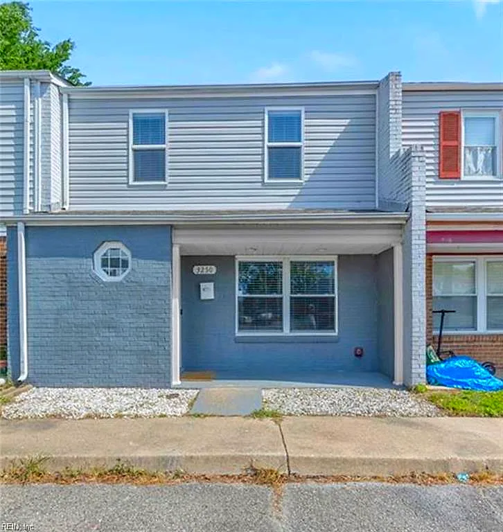 3250 Saxon PL, VIRGINIA BEACH VA 23453
