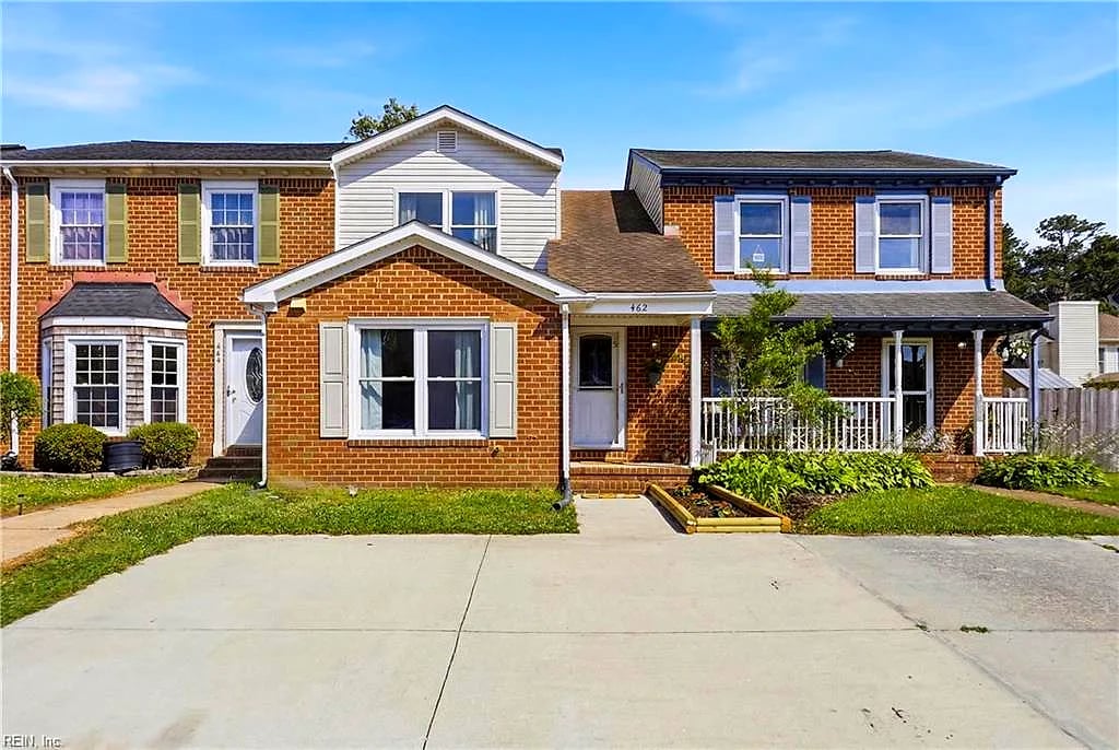 462 Falling LN, Virginia Beach — 2 bed Residential, 1,225 sqft