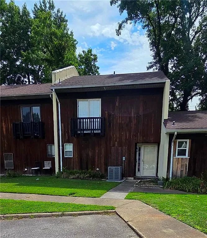 1451 E Tanners Creek DR, NORFOLK VA 23513