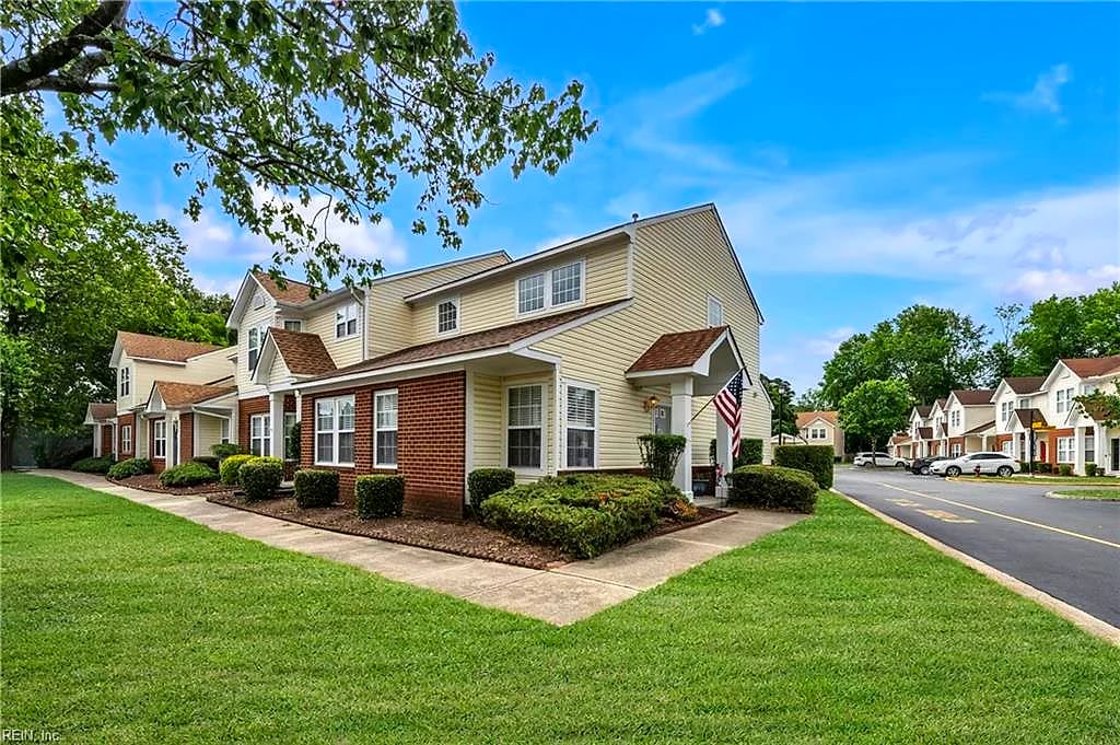 530 Trolley XING, Chesapeake — 2 bed Residential, 1,461 sqft