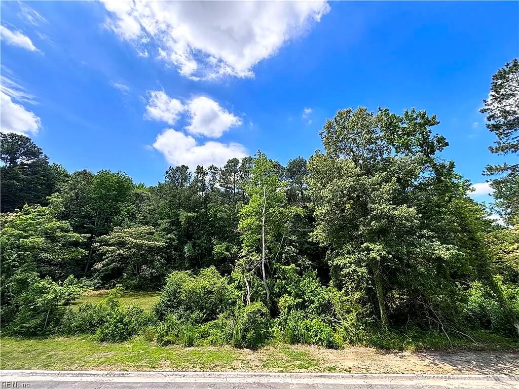 124 Lenas Way NONE, Chesapeake — 3 bed Residential, 2,200 sqft