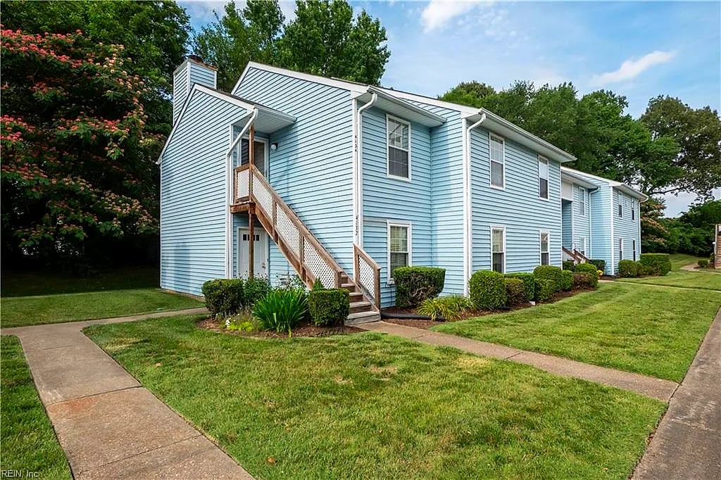 4134 Thalia Station CIR, VIRGINIA BEACH VA 23452