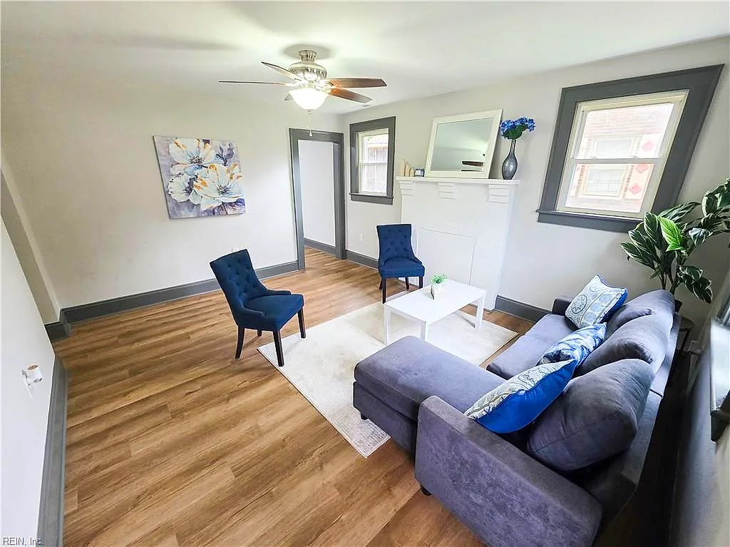 504 Cedar CT, Suffolk — 2 bed Residential, 1,100 sqft