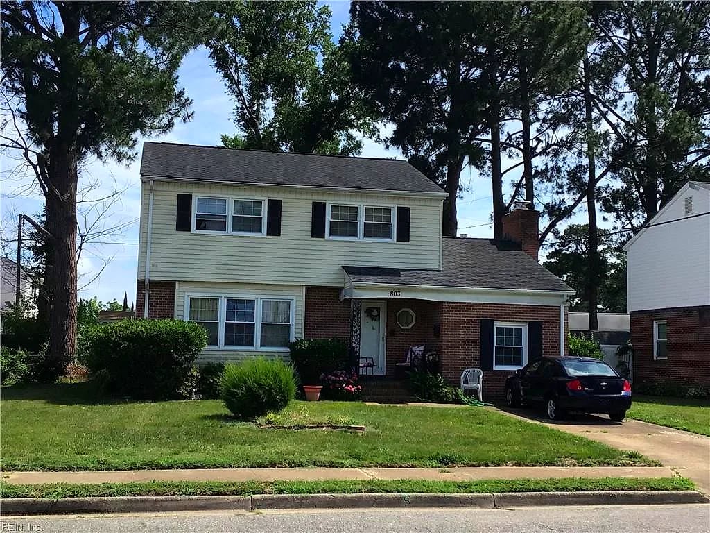 803 Newport News AVE, HAMPTON VA 23661