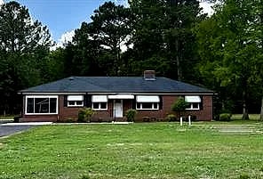 2140 Skeetertown RD, Suffolk — 3 bed Residential, 2,004 sqft