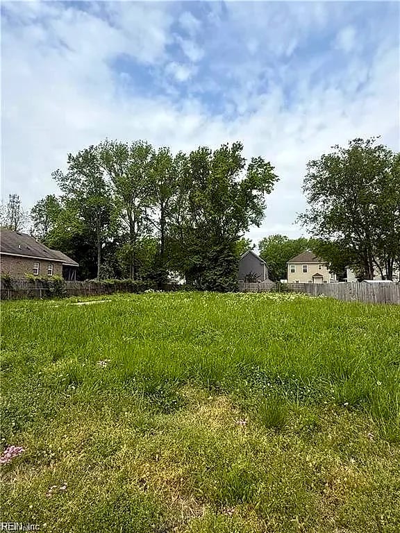 6232 Old Townpoint RD, SUFFOLK VA 23435