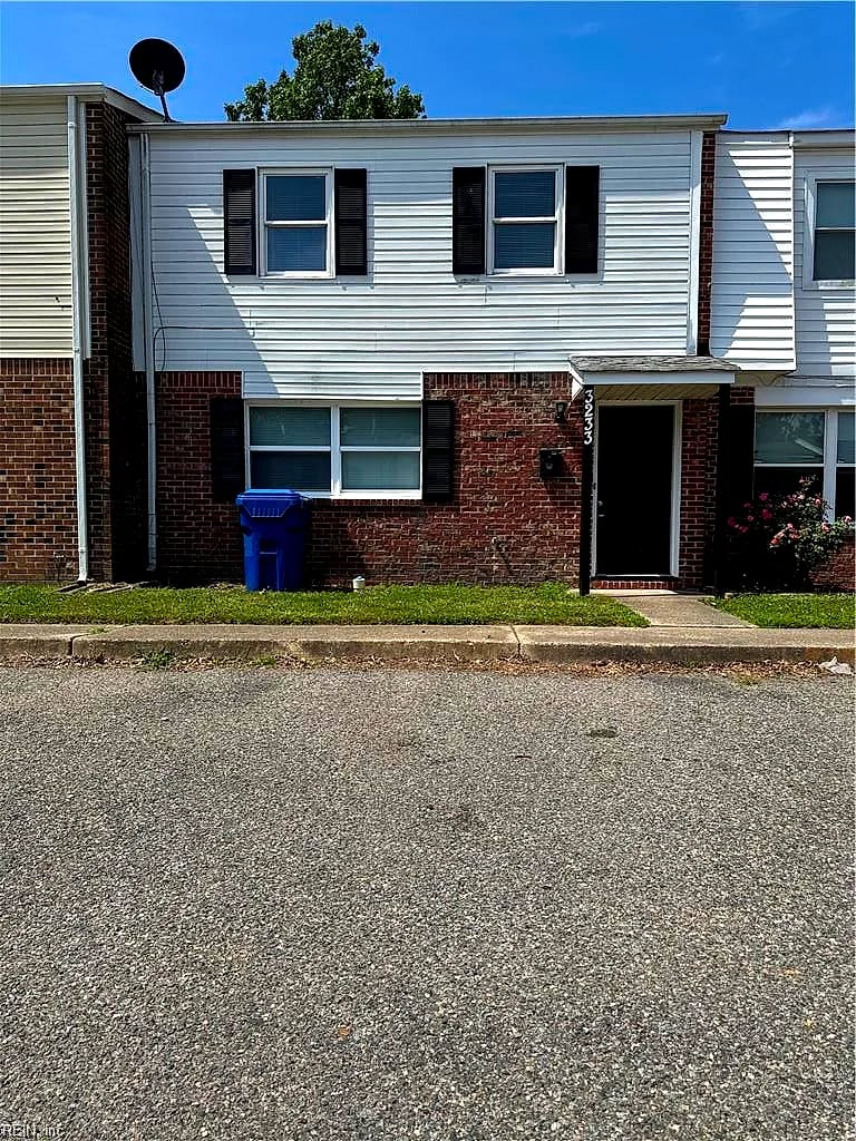 3233 Saxon PL, Virginia Beach — 4 bed Residential, 1,408 sqft