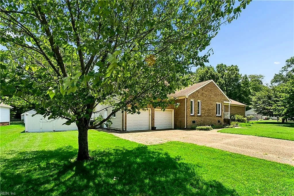 148 Hall RD, HAMPTON VA 23664