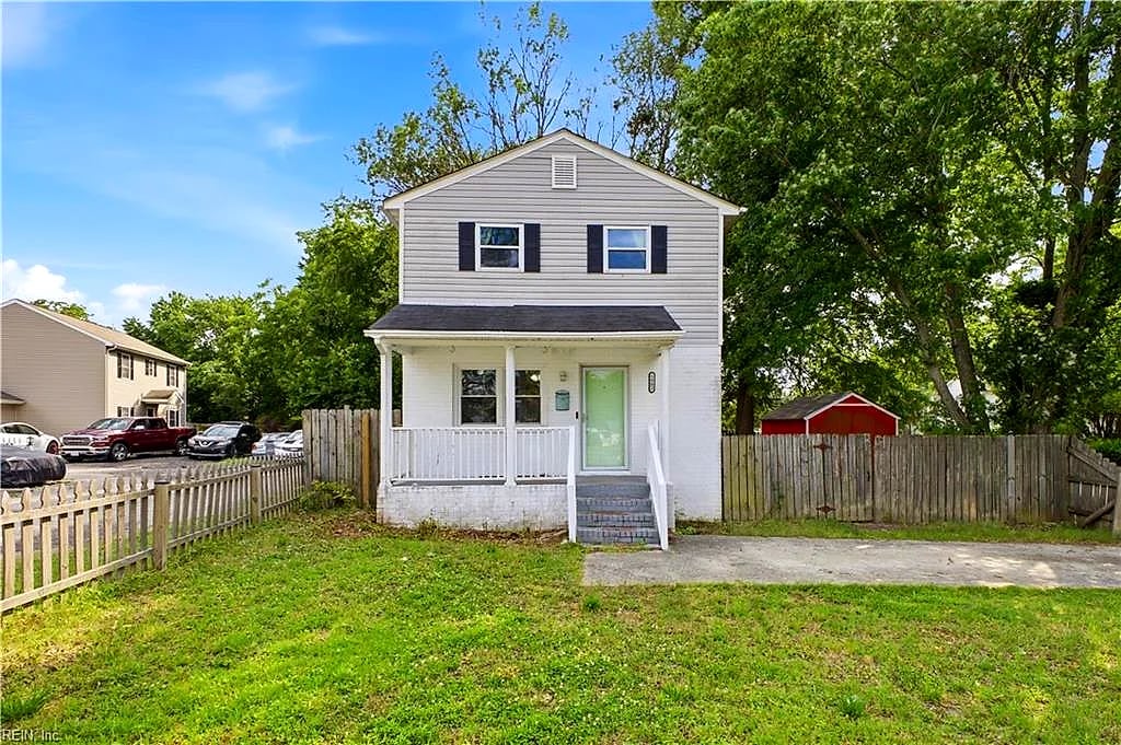 1902 Bay AVE, HAMPTON VA 23661