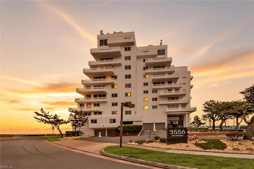 3556 Shore DR #801, Virginia Beach — 2 bed Residential, 1,515 sqft