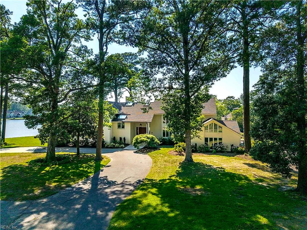 1320 Kildeer CT, Virginia Beach — 5 bed Residential, 6,115 sqft