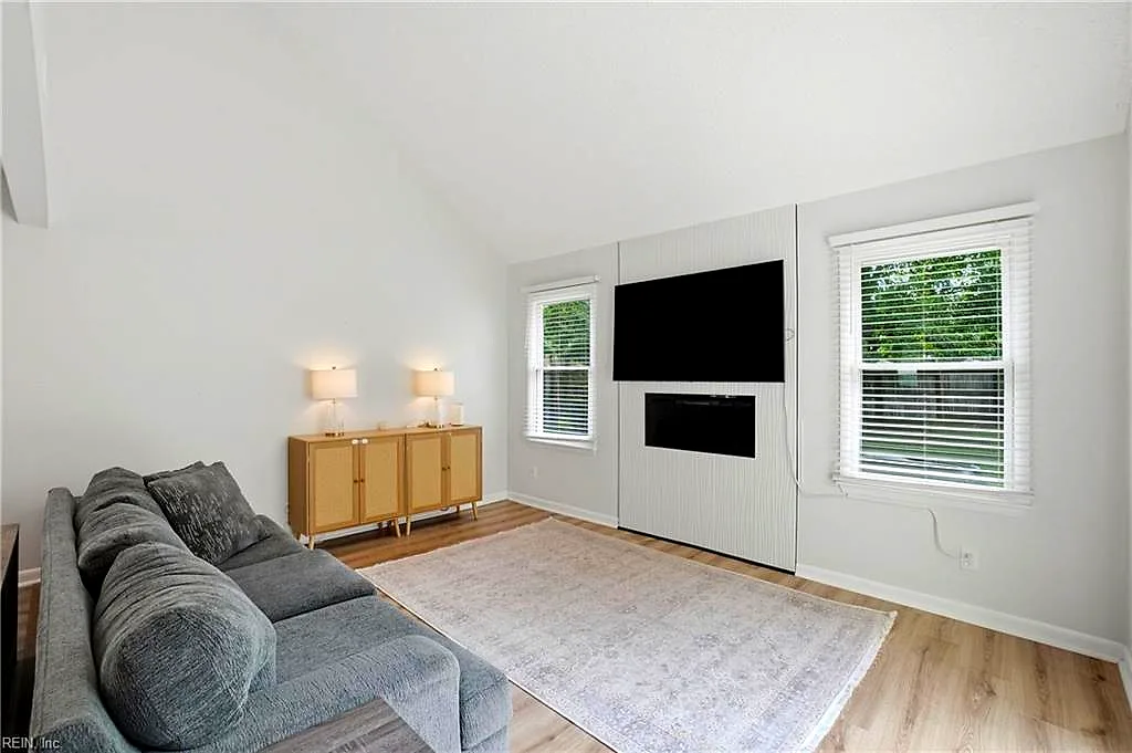 704 Roosevelt AVE, Virginia Beach — 3 bed Residential, 1,367 sqft