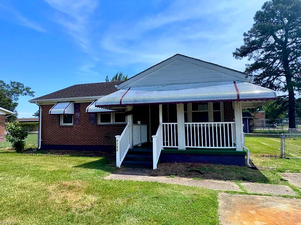 1511 Ekstine DR, PORTSMOUTH VA 23701