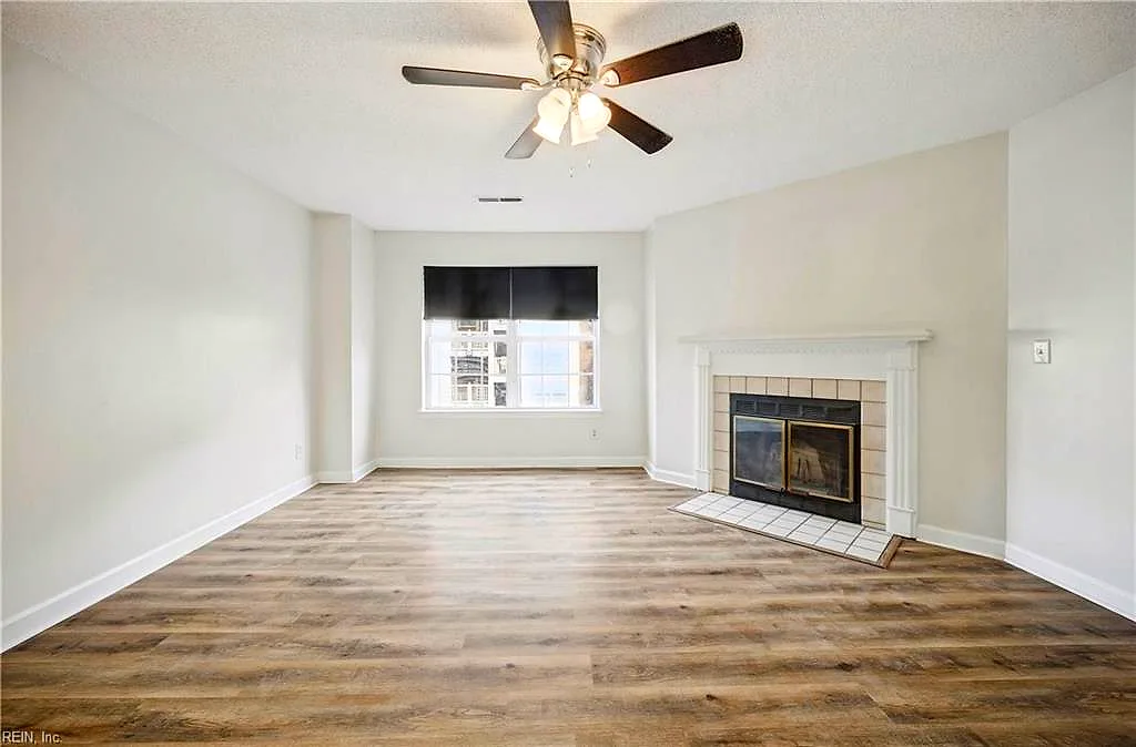 410 Delaware AVE #204, NORFOLK VA 23508