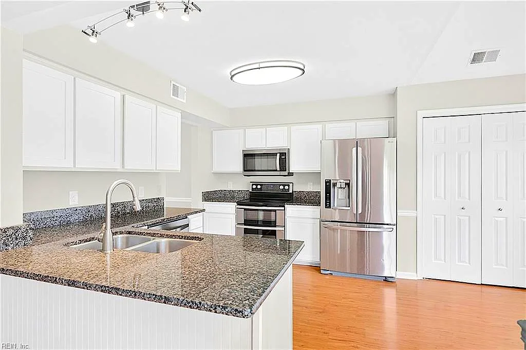 1905 Clifton Bridge DR, VIRGINIA BEACH VA 23456