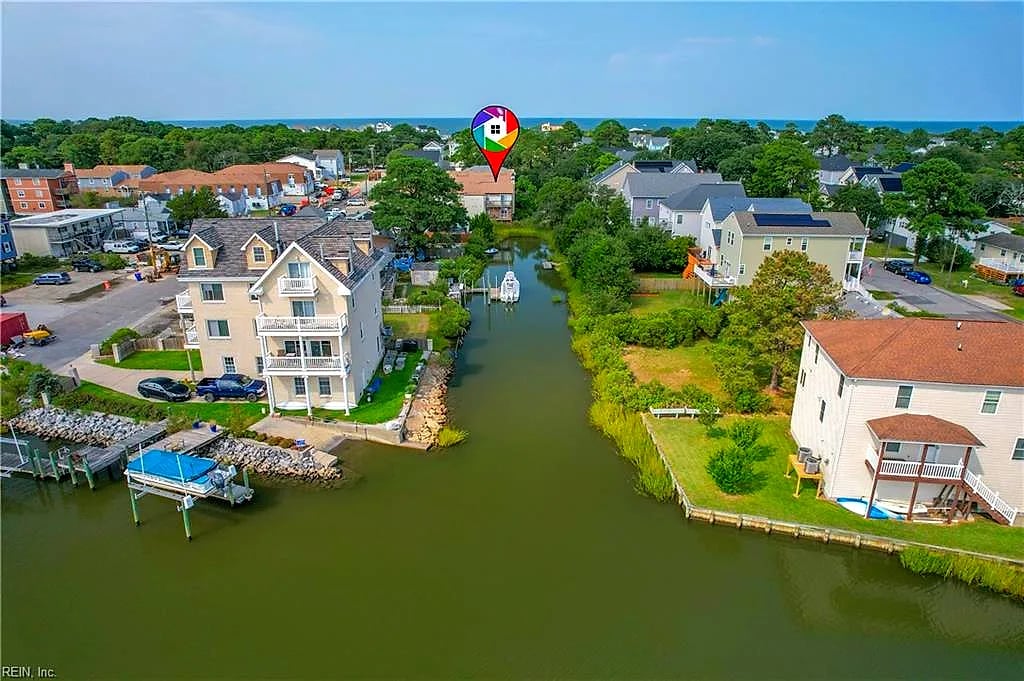 9532 5th Bay ST #A, Norfolk — 2 bed Residential, 816 sqft