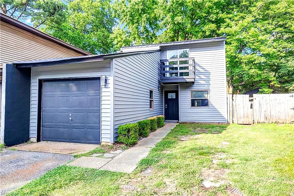 8 Glouchester CIR, Chesapeake — 3 bed Residential, 1,428 sqft