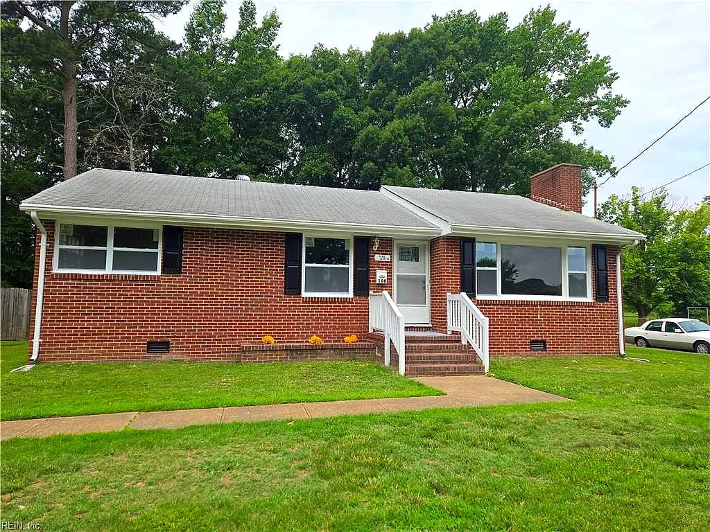 100 Prince James DR, Hampton — 4 bed Residential, 1,452 sqft