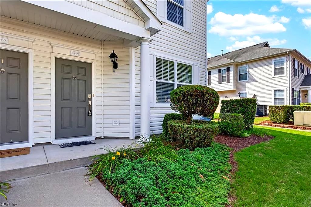 4469 Duffy DR, Virginia Beach — 2 bed Residential, 1,388 sqft
