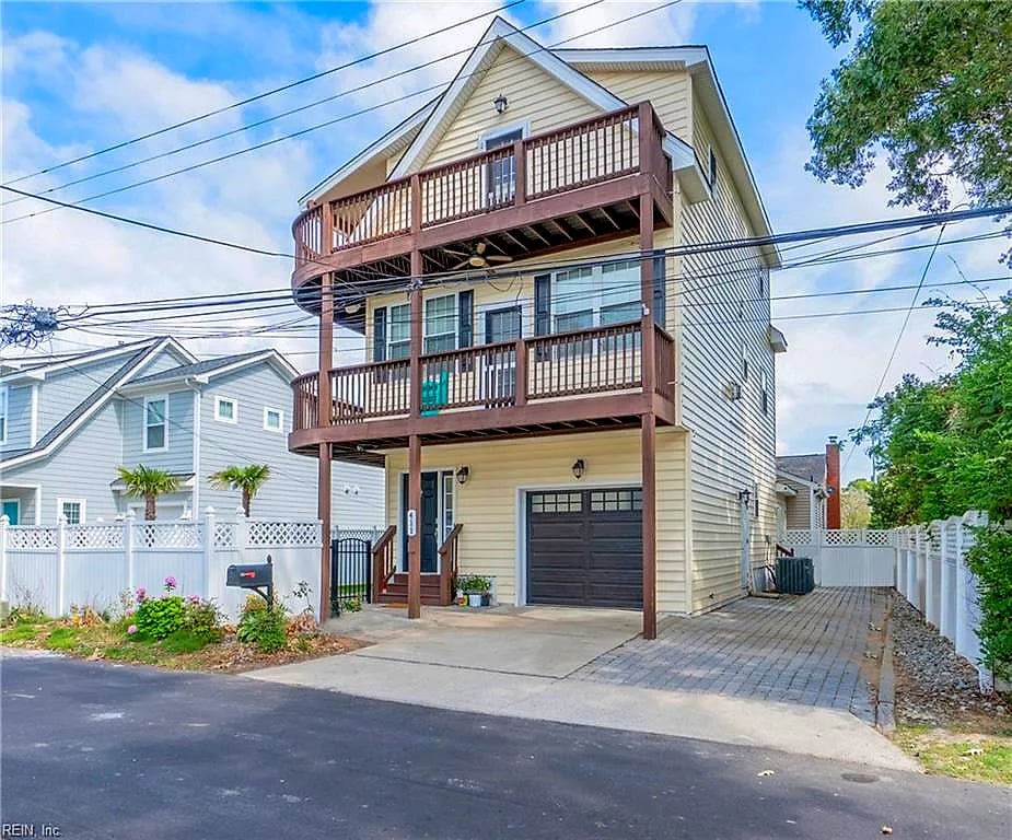 411 22 1/2 ST, VIRGINIA BEACH VA 23451
