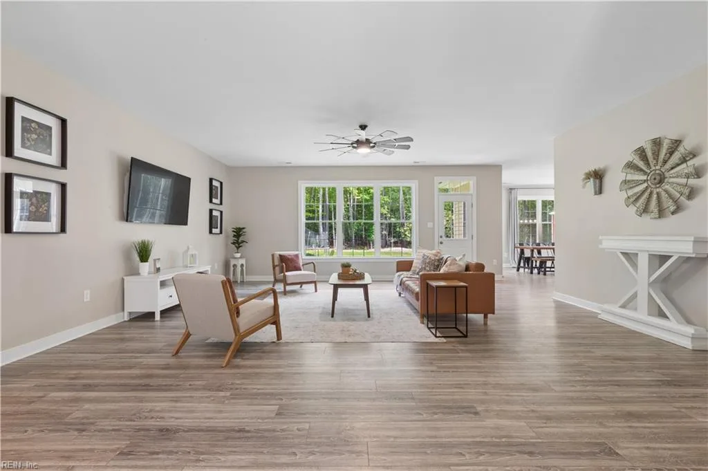5903 Homeplace LN, Gloucester — 3 bed Residential, 2,779 sqft