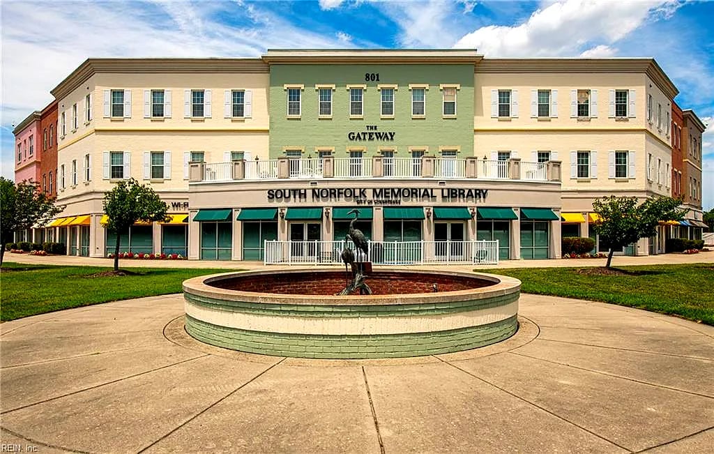 801 Poindexter ST #318, CHESAPEAKE VA 23324