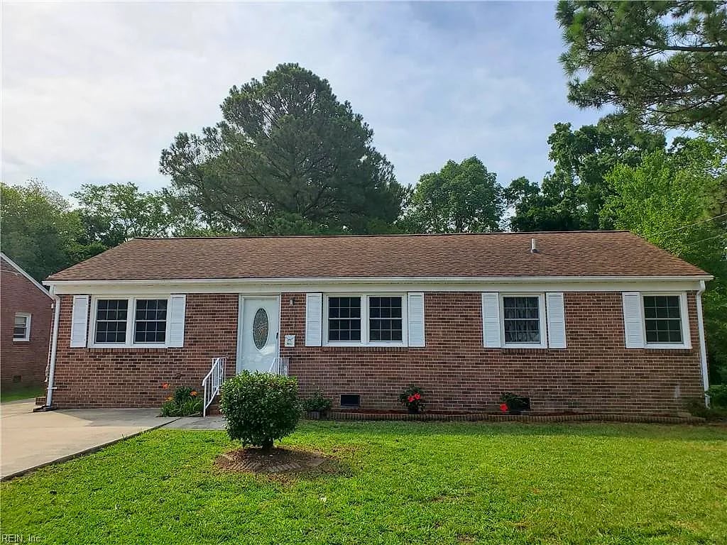8 Sheralyn PL, Hampton — 3 bed Residential, 1,308 sqft