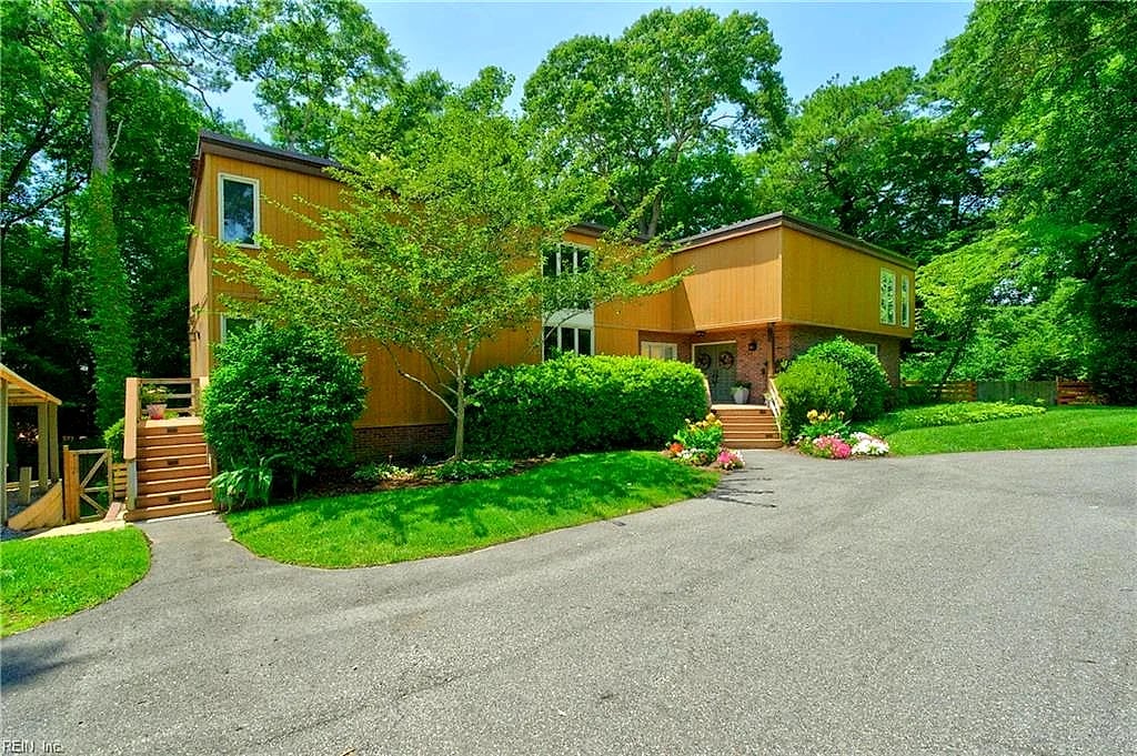 1211 Scottland TER, NEWPORT NEWS VA 23606