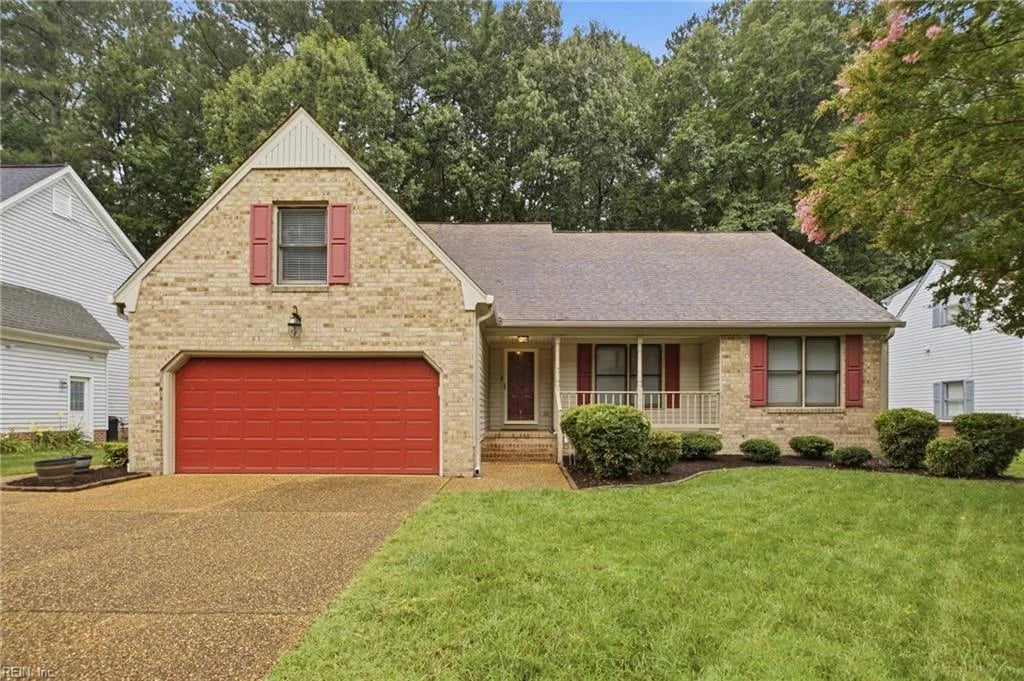 104 Blacksmith ARCH, Yorktown — 4 bed Residential, 2,100 sqft