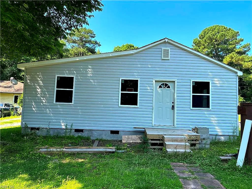 145 Shell RD, SUFFOLK VA 23432