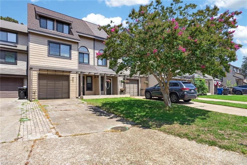 2215 Hermit Thrush LN, Virginia Beach — 2 bed Residential, 1,657 sqft