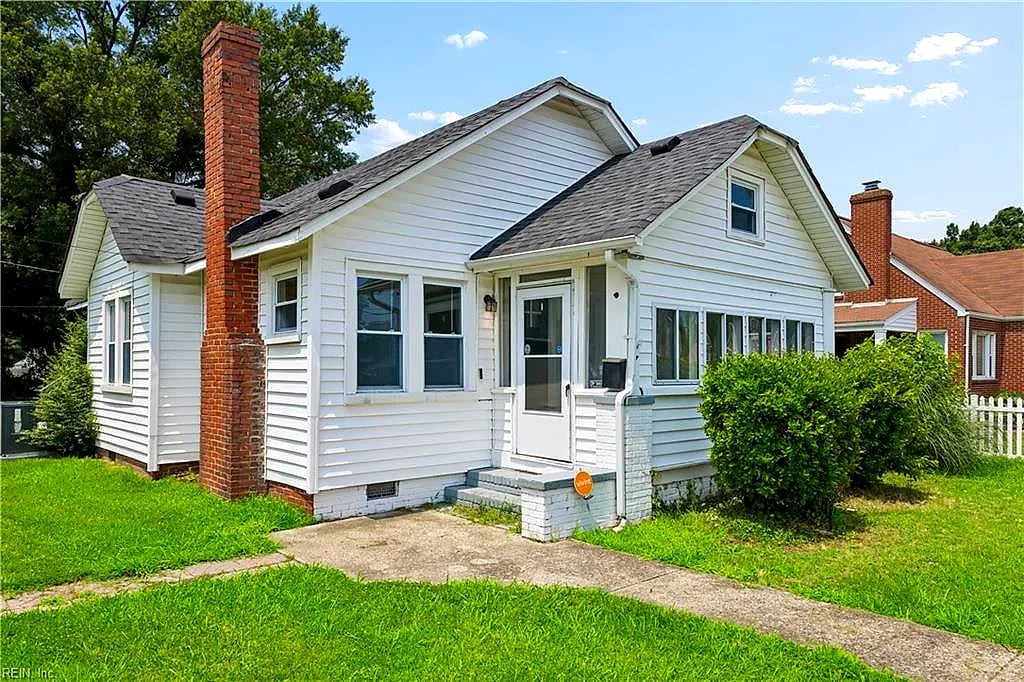 515 Powhatan PW, HAMPTON VA 23661