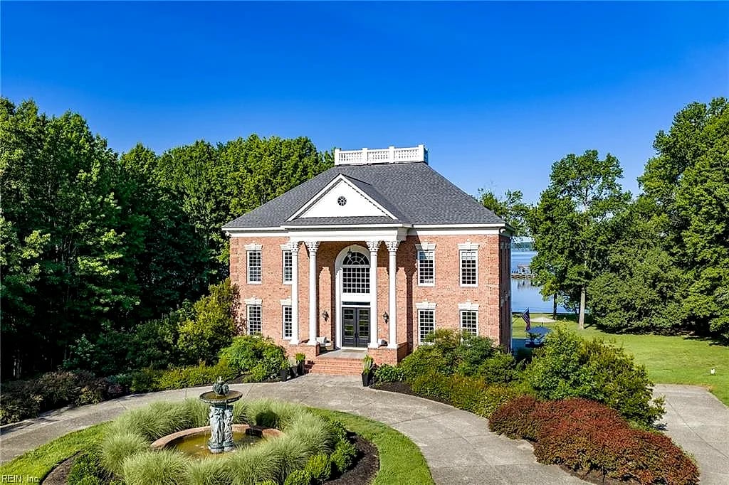 3528 Barretts Ferry DR, Williamsburg — 5 bed Residential, 6,934 sqft