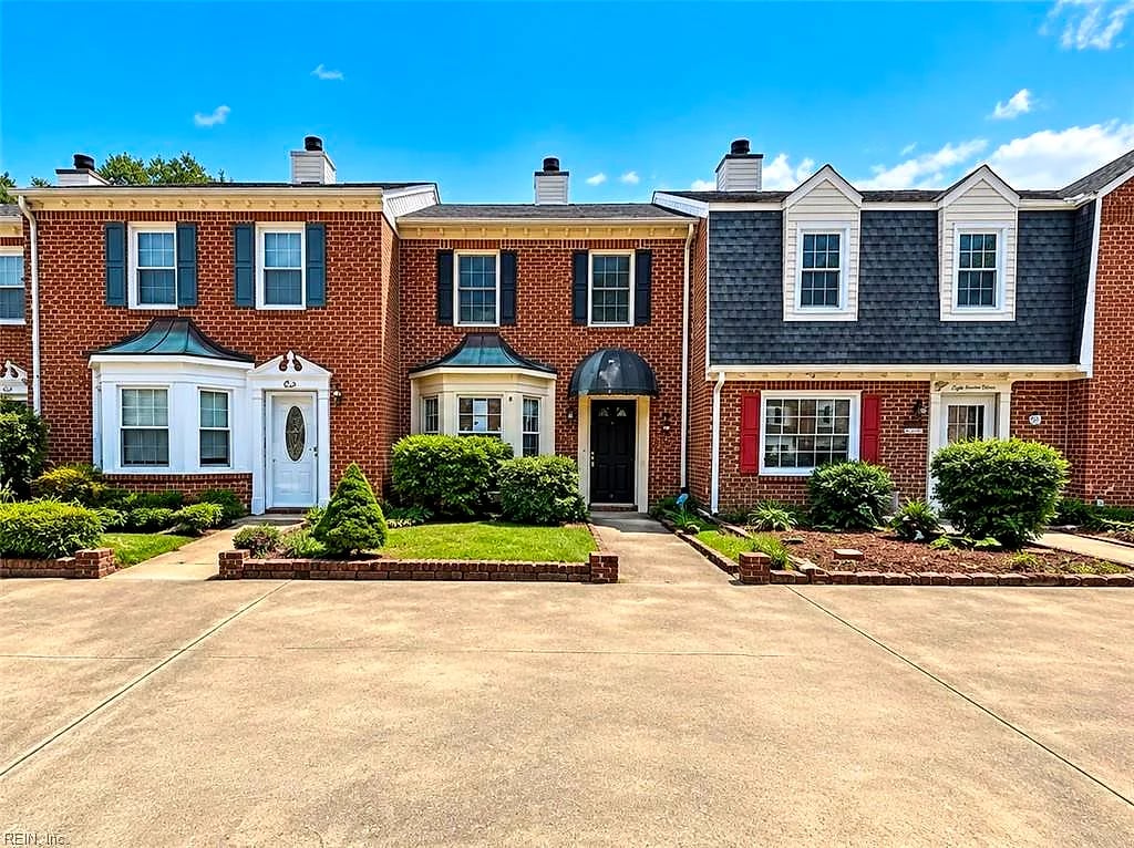 815 Mill Landing RD, CHESAPEAKE VA 23322