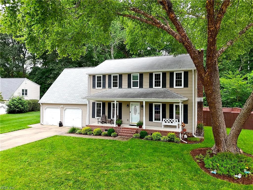 30 Hunt Wood DR, POQUOSON VA 23662