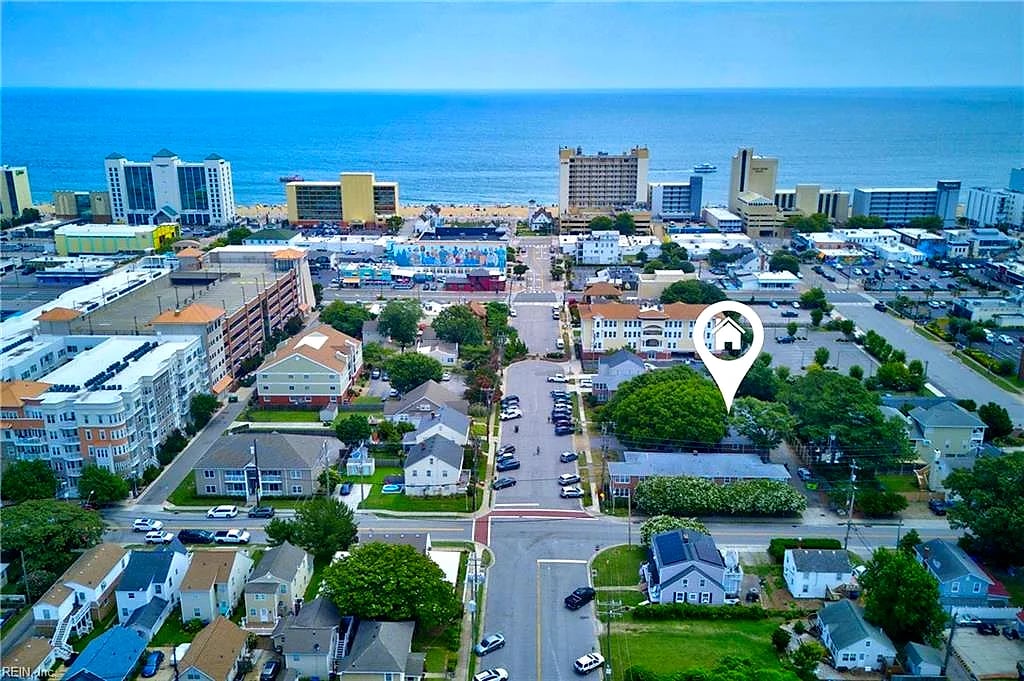 320 24th ST #4, VIRGINIA BEACH VA 23451