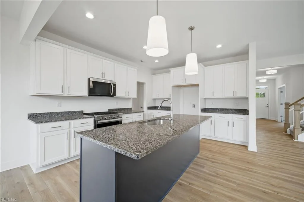 609 Connie Way NONE, Virginia Beach — 5 bed Residential, 2,300 sqft