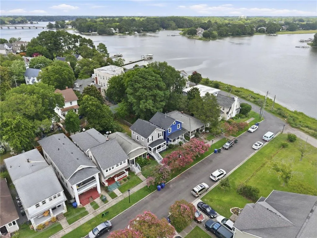 244 Ethel AVE, Norfolk — Multi Family Residential, 2,250 sqft