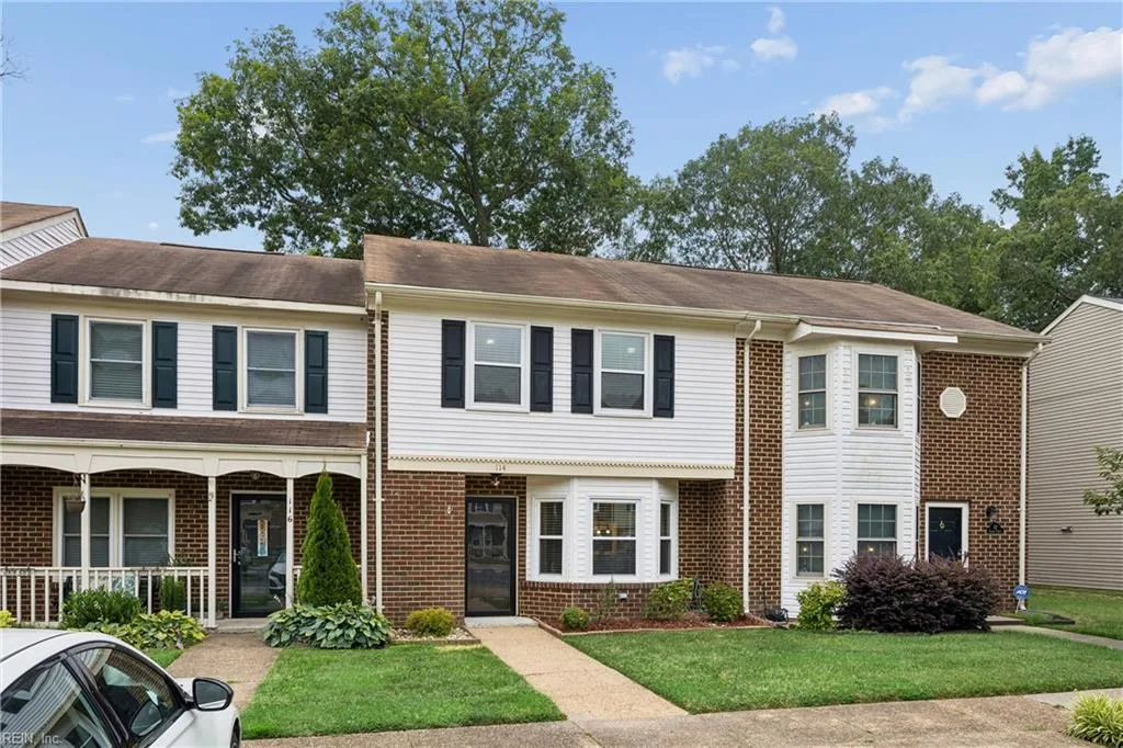 114 Solebay ST, YORKTOWN VA 23692
