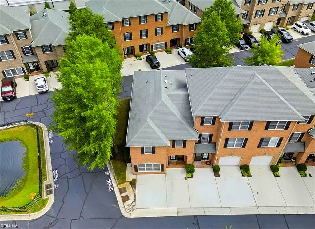 1036 Draketail LN #4A, VIRGINIA BEACH VA 23451