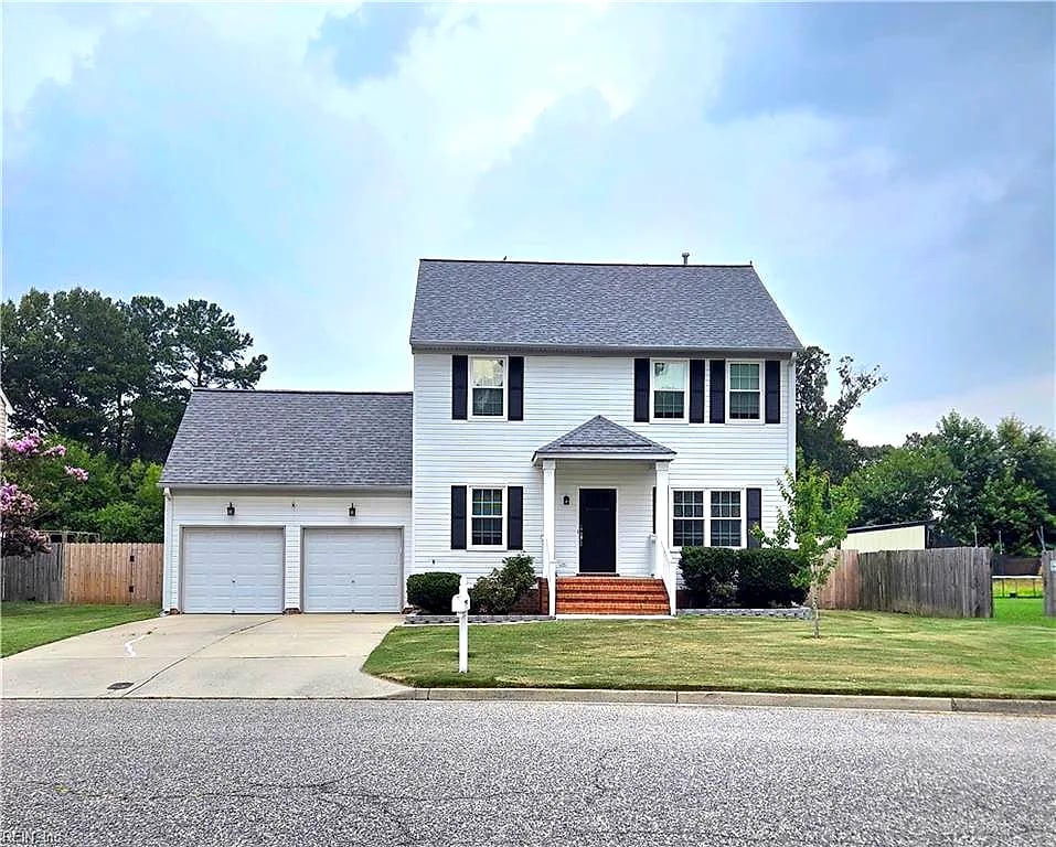 2521 Southern Pines DR, Chesapeake — 4 bed Residential, 1,800 sqft
