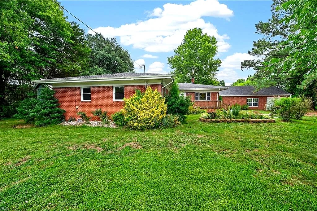 905 Shillelagh RD, Chesapeake — 4 bed Residential, 1,877 sqft