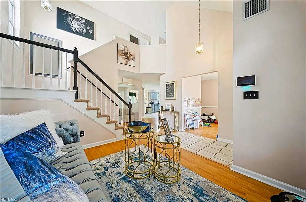 9 Centre Port CIR, PORTSMOUTH VA 23703